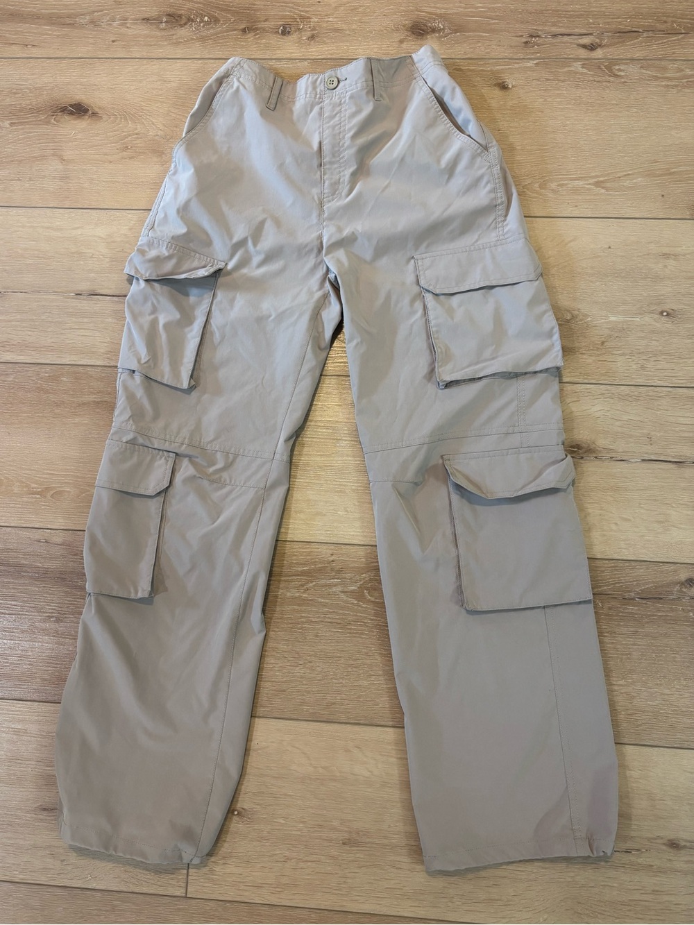 Love Tree Wide Leg Cargo Pants Medium